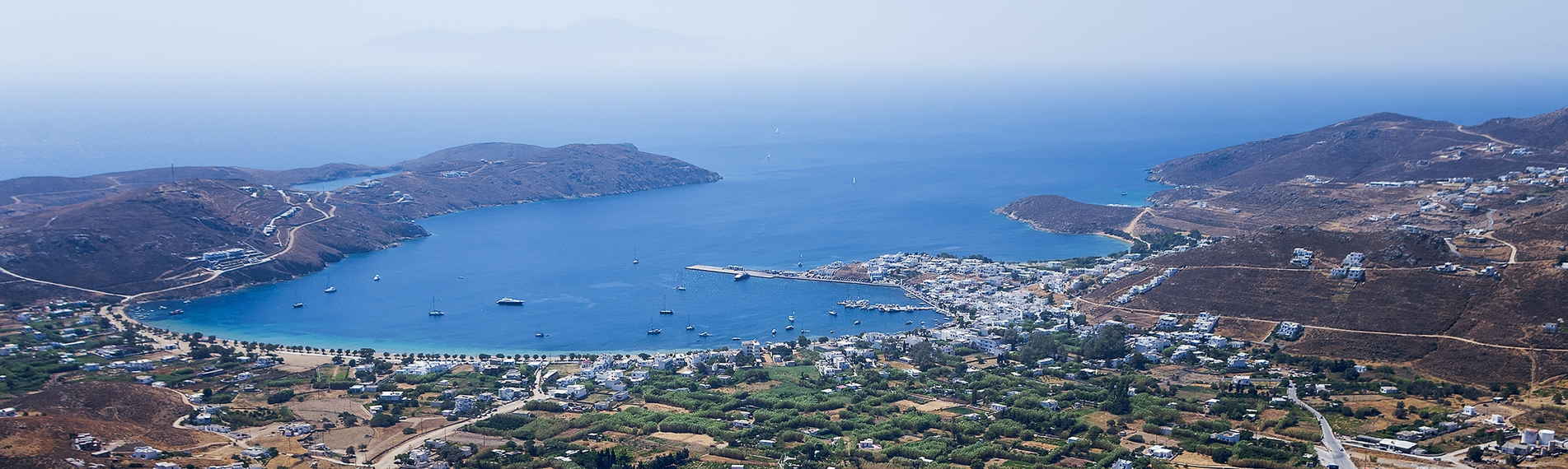 Panorama del Golfo di Serifos nelle isole Cicladi