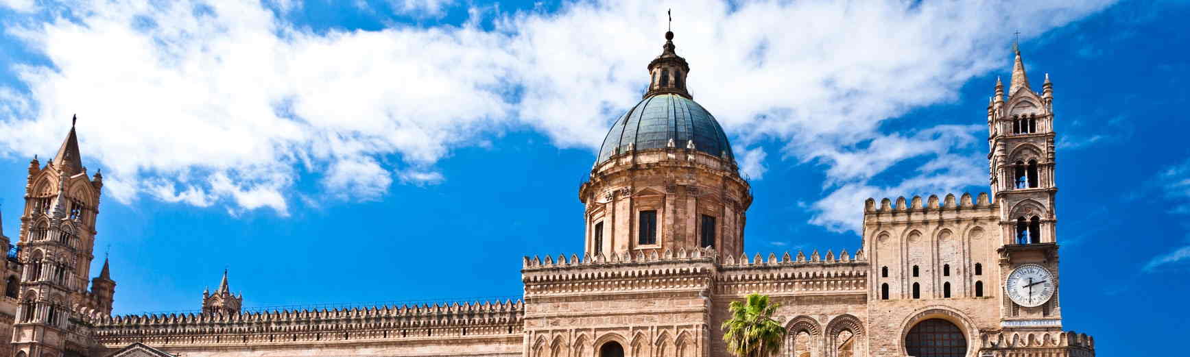 Palermo, Sicilia: panorama sulla cattedrale