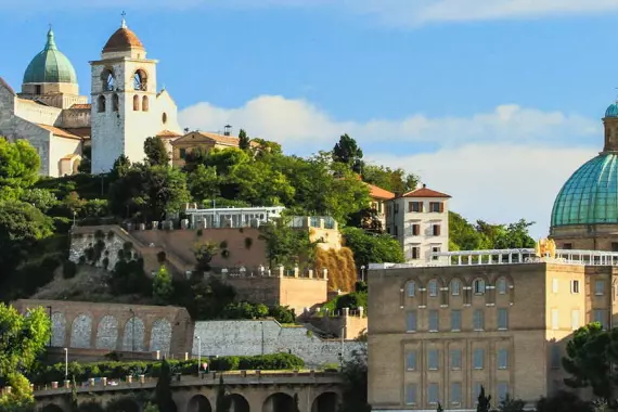 Ancona: panorama di una parte della città