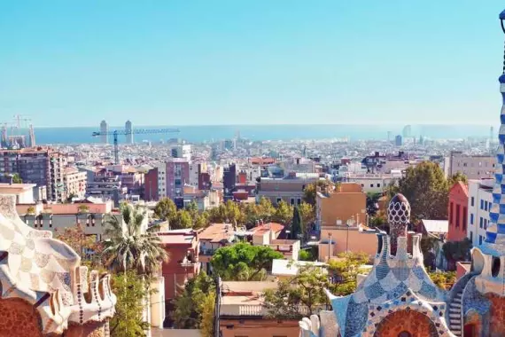 Barcellona, Spagna: panoramica Parco Guell, Anton Gaudì